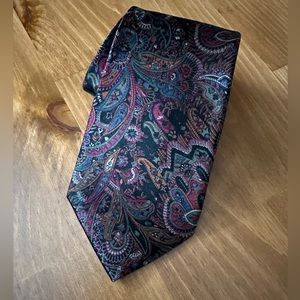 Strathmore Paisley Men’s Tie